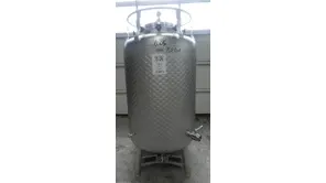 1125 Liter Sektdrucktank/ Lagertanks/ Drucktank mit Kühlmantel 7,0 bar rund stehend aus V2A  